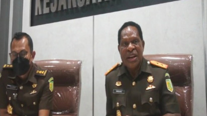 Kajati Papua Usut Dugaan Korupsi Pembelian Pesawat dan Helikopter Pemda Mimika