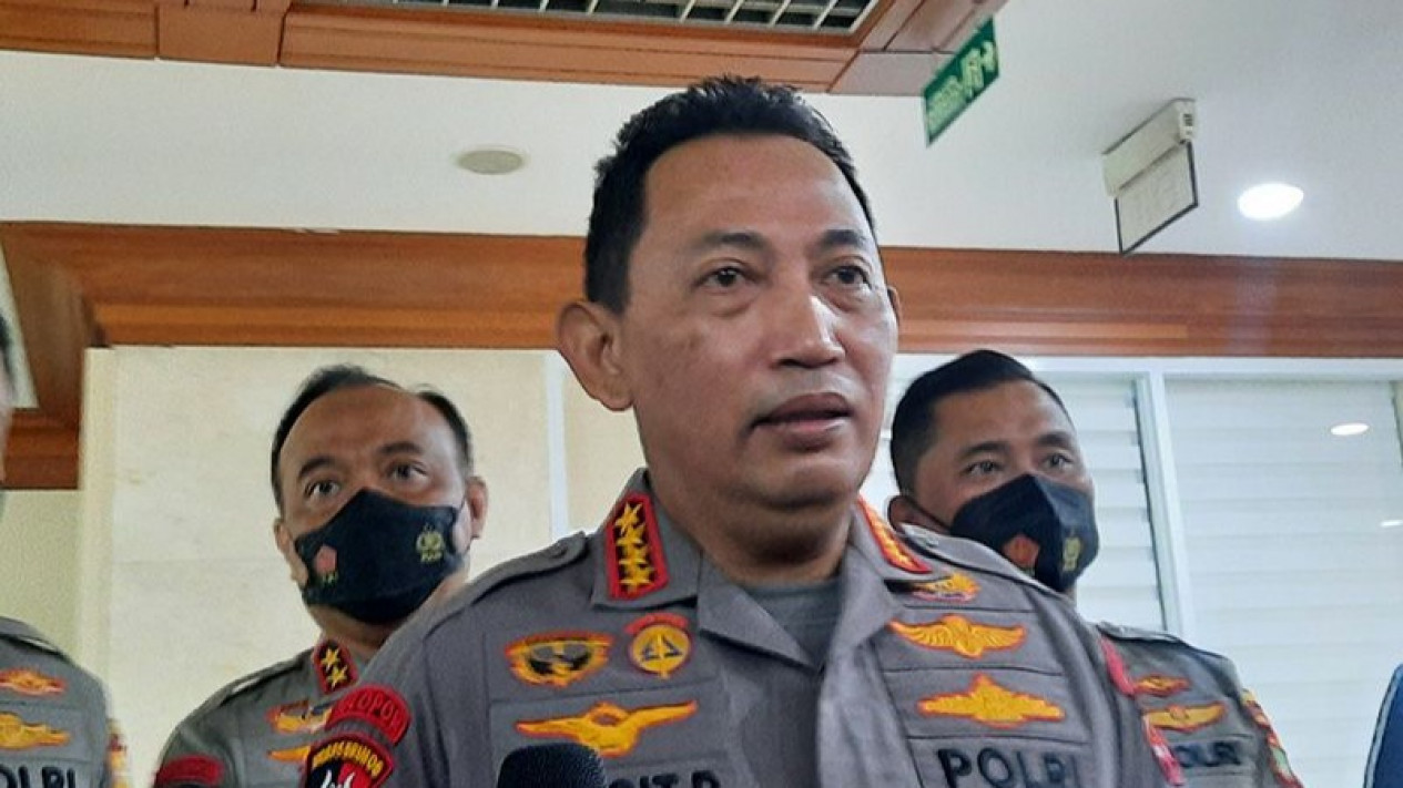 Tolak Pengunduran Ferdy Sambo, Ini Penegasan dari Kapolri
            - galeri foto