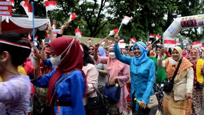 Wanita dari 33 Kabupaten se-Sumut Beramai-ramai Mengenakan Kebaya di Kota Medan, Ternyata Gegara Kejar Target Unesco