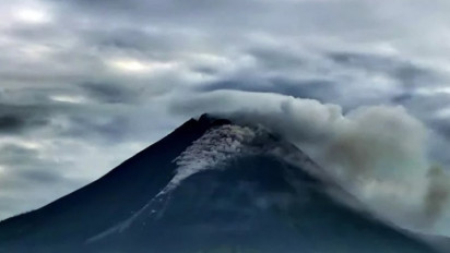 Update Gunung Merapi: Luncurkan Guguran Lava Sejauh 1,8 Kilometer, Status di Level Siaga