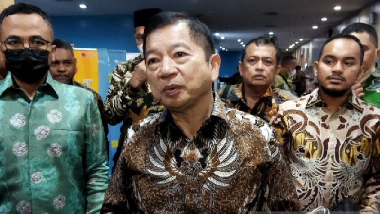 Kandidat Capres dari KIB Akan Dibicarakan Bersama-Sama
            - galeri foto