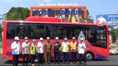 Ujicoba Bus Listrik Buatan INKA Madiun, untuk KTT G20 di Bali, Wamen II BUMN : Sudah Layak