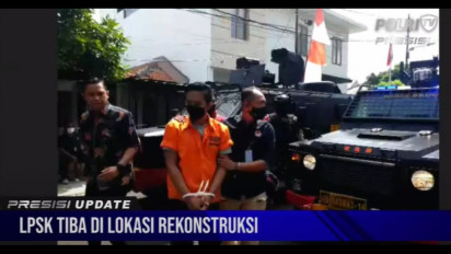 Potret Tiga Tersangka Pembunuh Brigadir J Tiba di Rumah Pribadi Ferdy Sambo, Pakai Baju Tahanan dan Tangan Diikat