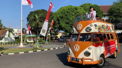 Tiba di Kudus, Pembawa Bendera Pusaka di Istana Merdeka diarak Keliling Kota