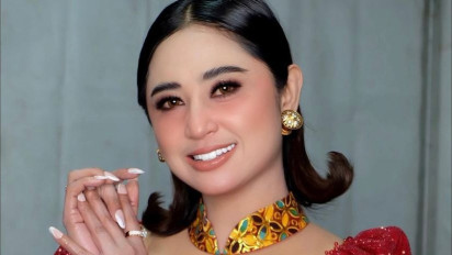Dewi Perssik Curhat Soal Gagal Nikah 3 Kali, Akui Ingin Punya Keluarga Utuh Seperti Umumnya