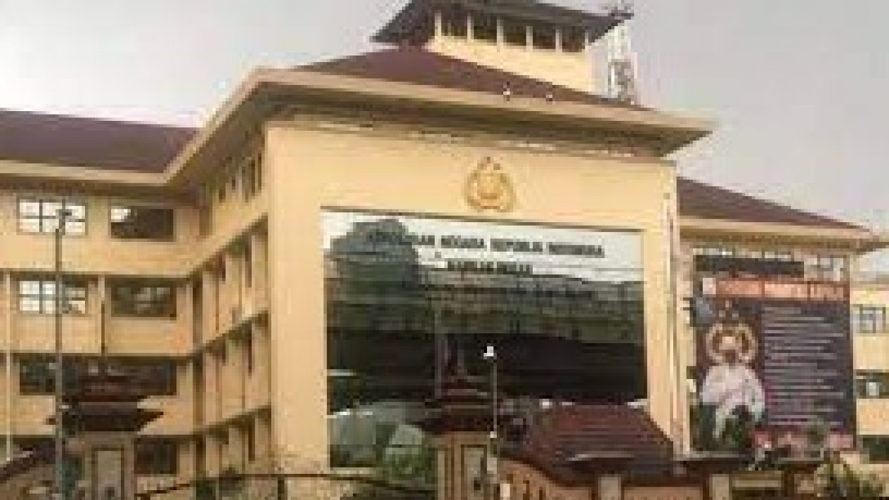 Posisi Institusi Polri Dipertaruhkan, Arteria Dahlan Sebut Jika Berada Pada Kementerian Bisa Timbul Masalah Baru
            - galeri foto