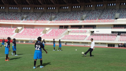 Presiden Joko Widodo Resmi Luncurkan Papua Football Academy (PFA) di Stadion Lukas Enembe Sentani