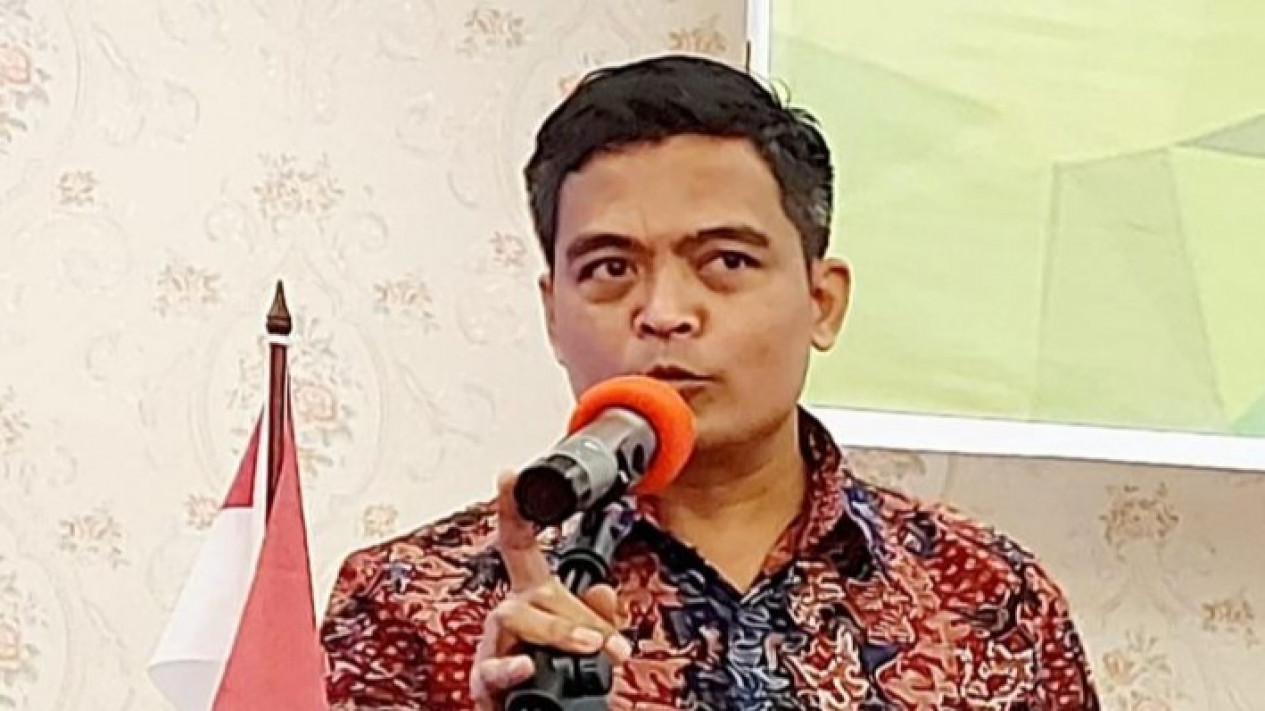 Kemenag Sesalkan Wali Kota Bandung ikut Resmikan Gedung ANNAS, Ormas yang Terang-terangan Menebarkan Kebencian
            - galeri foto