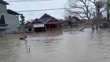 Banjir Bandang Terjang Luwu Utara, Warga: Lebih Besar dari Tahun 2020