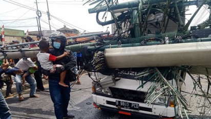 Sebanyak 20 Anak SD Jadi Korban dalam Kecelakaan Maut di Bekasi