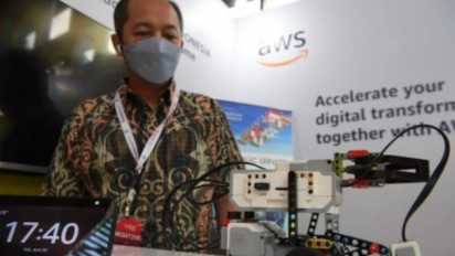 Delegasi DEWG G20 Bali Bisa Bermain Robot Alexa