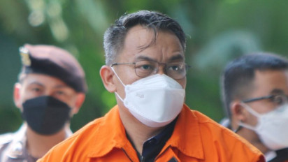 Berkas Perkara Empat Terdakwa Penerima Suap dari Ade Yasin Dilimpahkan KPK, Bupati Bogor Nonaktif Beri Suap Rp 1,9 Miliar