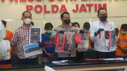 Polda Jatim Ringkus Pelaku Penggelapan 30 Ton Gula Industri