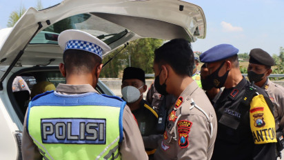 Perayaan 1 Abad PSHT Pusat Madiun, Polisi Lakukan Penyekatan di 13 Titik Jalur Masuk Madiun