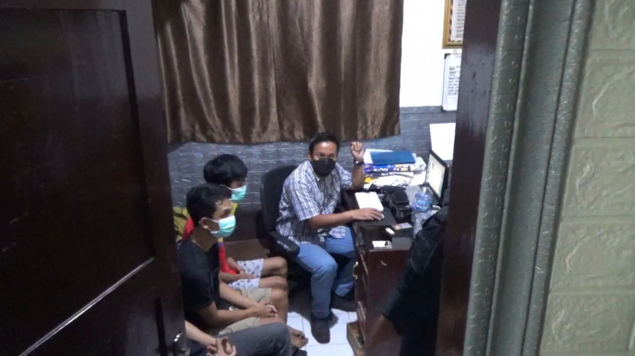 Napi Lapas Takalar Jualan Narkoba Online via Instagram, 6 Orang Ditangkap
            - galeri foto