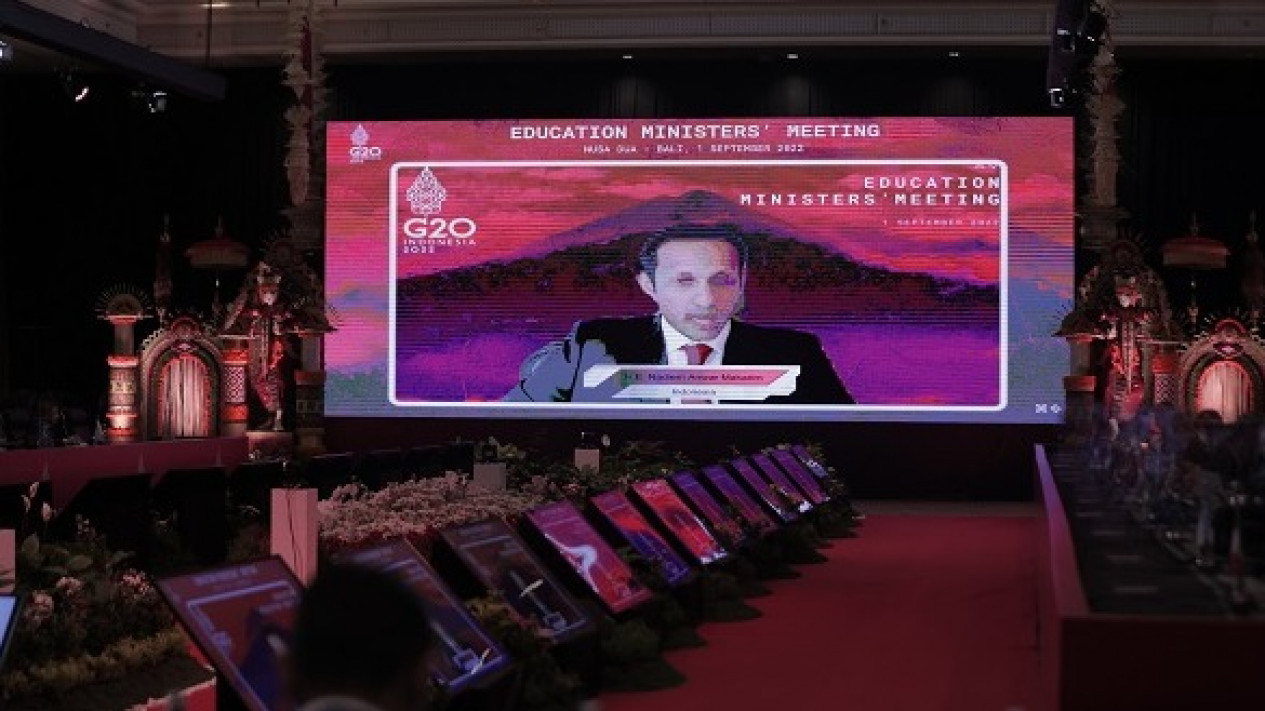 Mendikbud Pimpin Pertemuan Tingkat Menteri Pendidikan G20, Fokuskan Pentingnya Gotong Royong Global
            - galeri foto