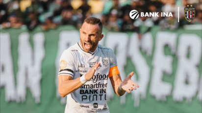 Viral Momen Ilija Spasojevic Cekcok dengan Eber Bessa saat Duel Persebaya Vs Bali United
