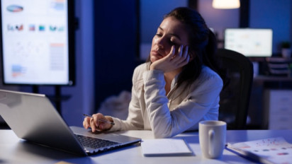 Jangan Sering Begadang! Kurang Tidur Dapat Sebabkan Penyakit Serius, Mulai dari Penumpukan Lemak Hingga Sakit Jantung