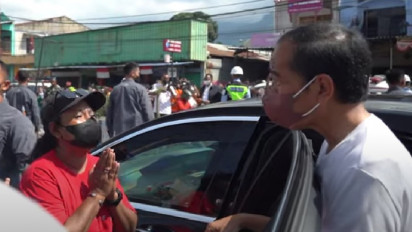 Setelah Presiden Jokowi Temui Orang Tua Murid, Pemilik Tanah Hak Ulayat Buka Palang Penghalang Jalan Masuk SMP Negeri I Sentani