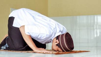 Baru Mau Dhuha tapi Sebentar Lagi Masuk Waktu Shalat Dhuhur, Memang Masih Diterima? Kata Ustaz Adi Hidayat Bisa Sampai Jam