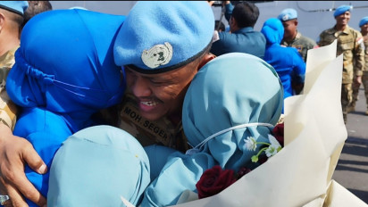 Ayah Pulang, Tangis Haru Keluarga Sambut Kedatangan Pasukan Satgas Maritime Task Force (MTF) Lebanon