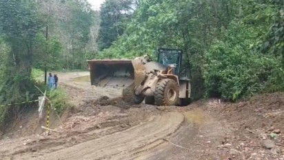 Pascaditerjang Longsor, Jalan Penghubung Bangko - Kerinci Kembali Normal