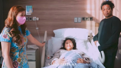 Nama Anak Arie Kriting dan Indah Pertamasari Dirahasiakan, Ada Apa?