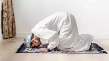 Waktu dan Tata Cara Sholat Istikharah, Serta Keutamaan Bagi yang Mengamalkannya