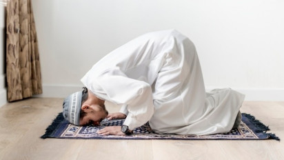 Waktu dan Tata Cara Sholat Istikharah, Serta Keutamaan Bagi yang Mengamalkannya