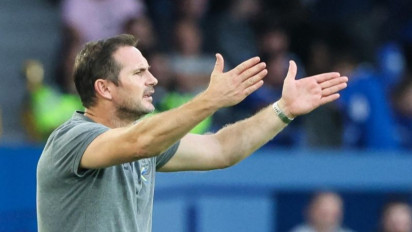 Lakukan Pelanggaran Ini Virgil Van Dijk Seharusnya Dihukum Kartu Merah