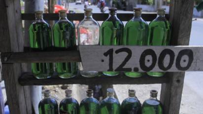 Harga Pertalite Eceran Capai Rp12.000 per Liter di Kupang, Pedagang Terpaksa Ikut Naikkan Harga