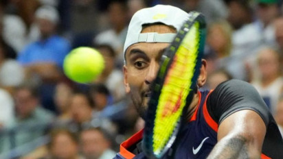 Penuh Amarah dan Umpatan, Kyrgios Butuh 27 Tahun Tendang Juara Bertahan US Open