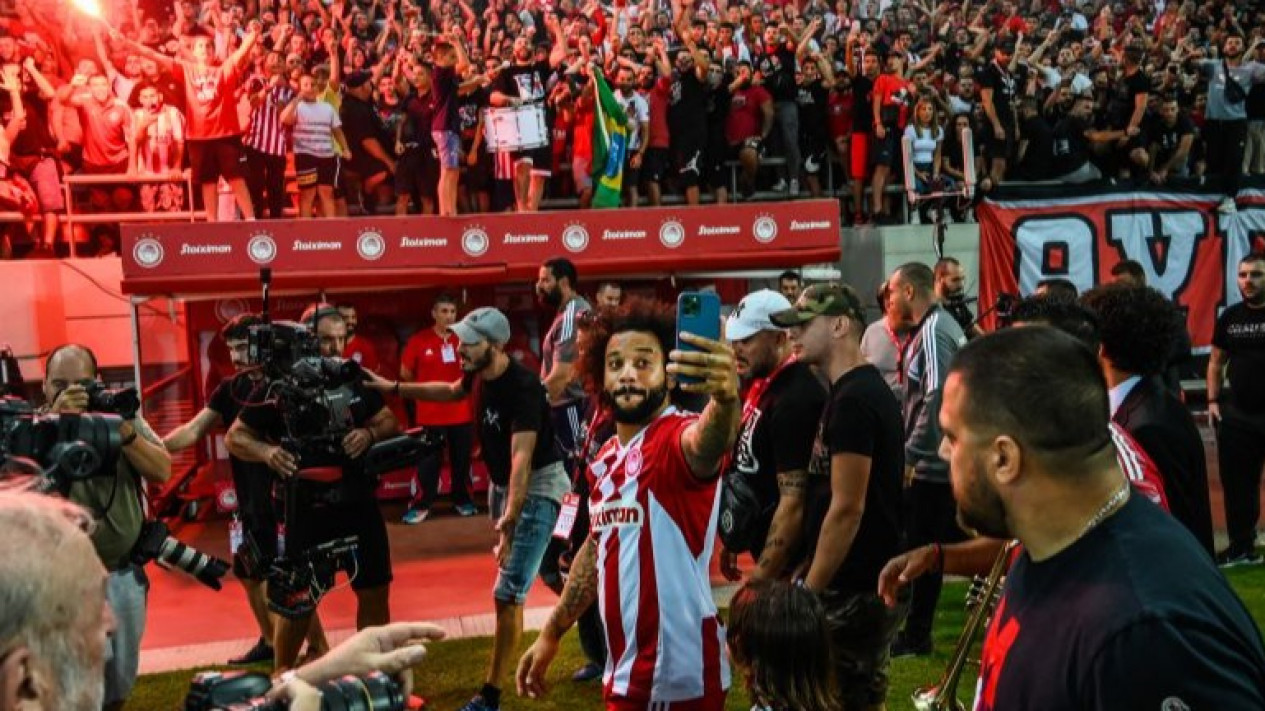 Olympiakos Sambut Kedatangan Mantan Kapten Real Madrid, Marcelo  
            - galeri foto