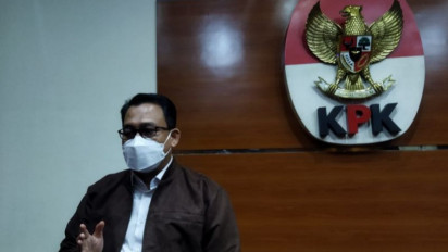 Bupati Mimika Eltinus Omaleng Ditangkap KPK di Jayapura, Ini Kasusnya