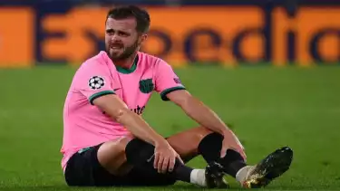 Gelandang Miralem Pjanic saat bermain untuk Barcelona