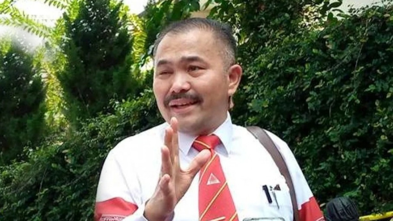 "Bukan Saya yang Berbicara, Tapi Kami yang Berbicara!" Kata Kamaruddin Simanjuntak
            - galeri foto