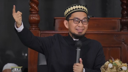 Ustad Adi Hidayat : Orang Jahiliyah, Mereka Mengenal Allah Namun Menempuh Jalan yang Salah