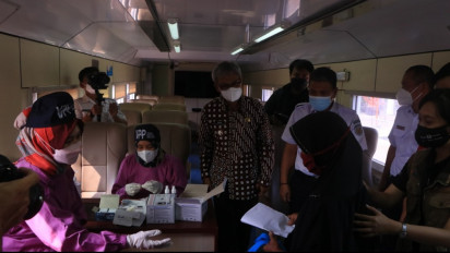 Tarik Minat Warga, PT KAI Daop 6 Lakukan Vaksinasi Covid-19 Dalam Kereta Api