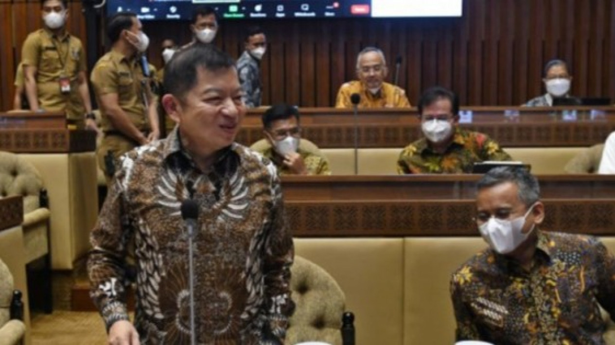 Kemenkumham Belum Terbitkan SK Kepengurusan PPP Kubu Mardiono yang Klaim Gantikan Suharso, KPU: Harus Sertakan Surat Putusan dari Menkumham
            - galeri foto