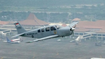 6 Fakta Dibalik Jatuhnya Pesawat Latih Bonanza TNI AL di Selat Madura, Dari Kesaksian Warga Hingga Pemakaman Dua Awak