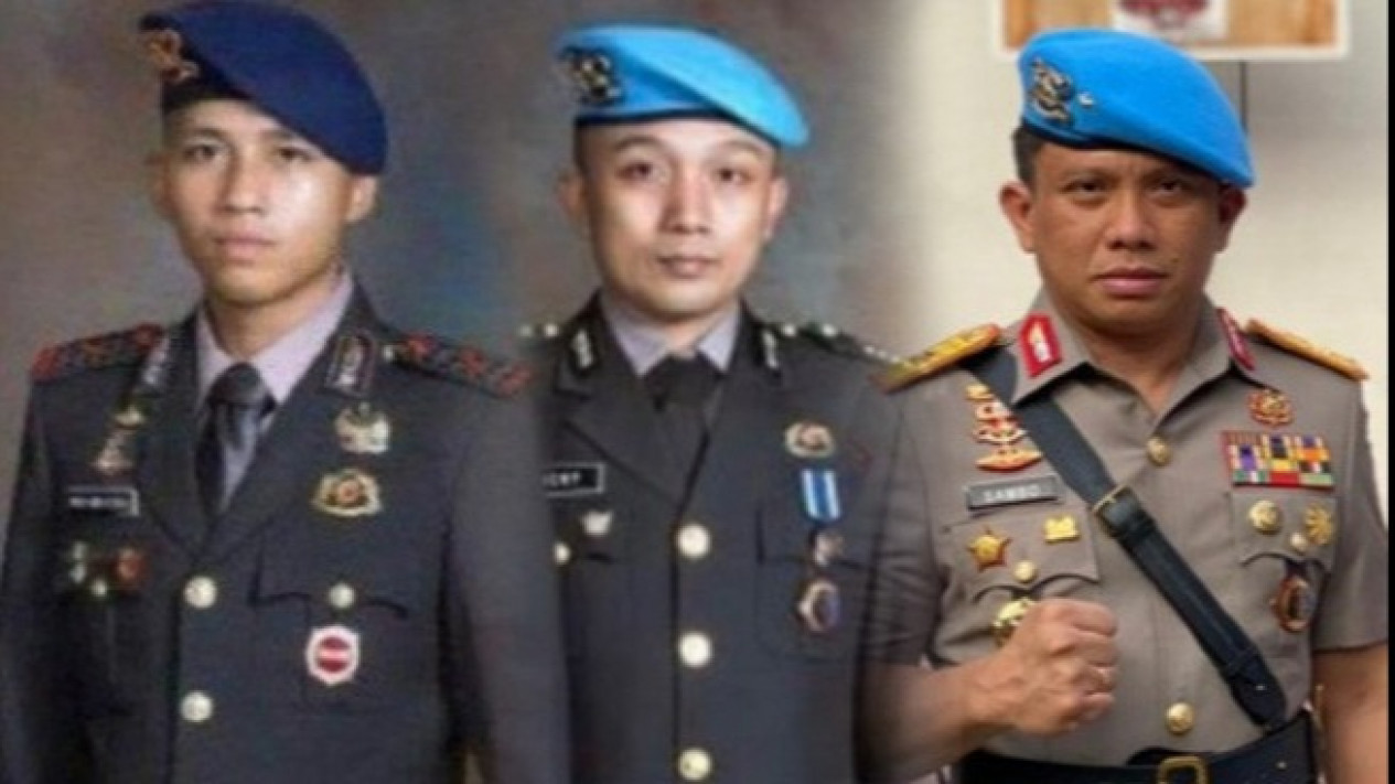 Menangis Ingat Ayah dan Anak, Bripka RR Tinggalkan Ferdy Sambo, 'Nama Baik Bapak, Anak Kamu Melihat, Mau Pembunuh atau Apa?'
            - galeri foto