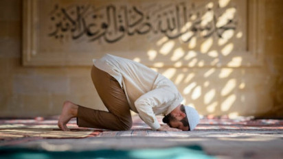 3 Janji Allah untuk Orang Beriman dan Beramal Saleh, Coba Amalkan Agar Mendapatkan Ketentraman Hidup