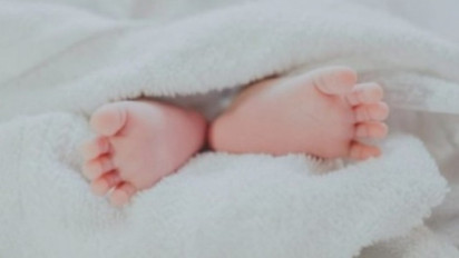 Bayi Perempuan Cantik Dibuang di Samping Warung di Bekasi, Diduga Dibuang karena Hasil Hubungan Gelap