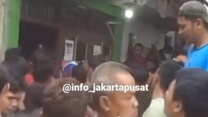 Hampir Diamuk Massa, Terduga Pencuri Digelandang ke Polsek Johar Baru