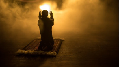 Cara Mengetahui Tanda-tanda Jawaban Salat Istikharah, Begini Niat, Doa dan Tata Caranya