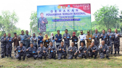 Jaga Ketahanan Pangan, TNI AL Lanudal Juanda Gelar Gerakan Penanaman Sorgem Serentak 2022