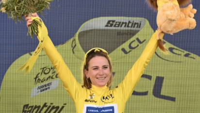 Annemiek Van Vleuten Juarai Balap Sepeda Vuelta Putri