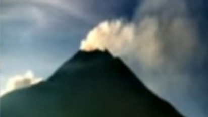 Gunung Merapi di Perbatasan Jawa Tengah dan Yogyakarta Kembali Teramati Luncurkan 14 Kali Gempa Guguran