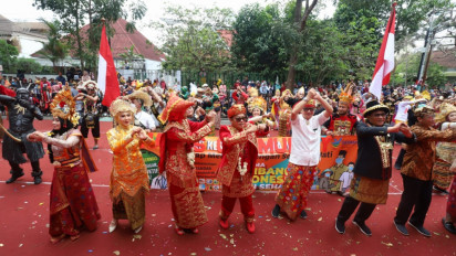 Meriah, Karnaval Kota Malang, Pestanya Budaya Nusantara diikuti Ribuan Peserta