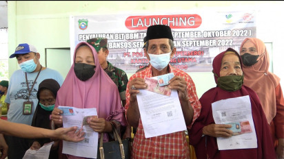 Warga Pangkajene Kepulauan Mulai Terima BLT BBM, Kantor Pos Manado Salurkan ke 9.600 Penerima